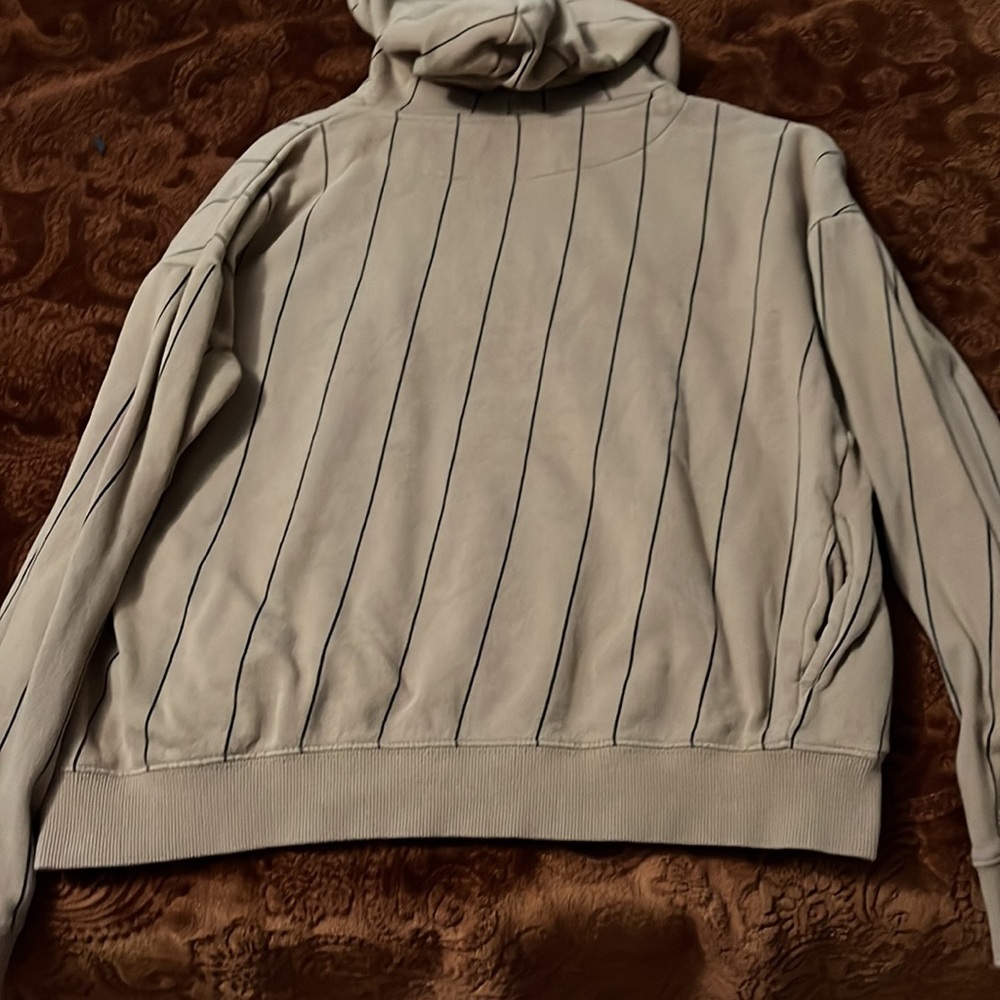 Sweater - Picture 2 of 2